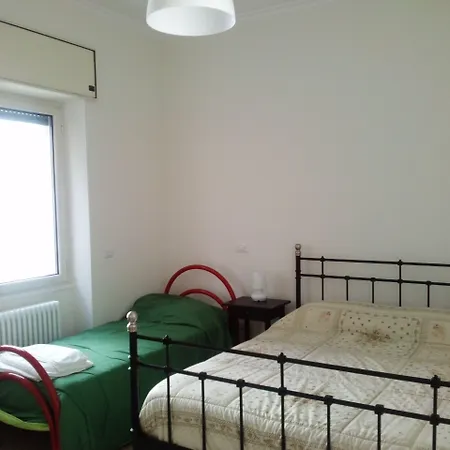 Domus Aurea 3* نابولي