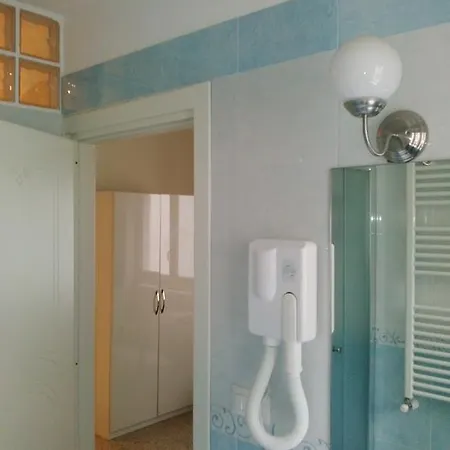 Domus Aurea 3* Nápoly