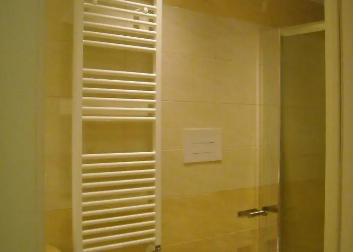Domus Aurea Bed & Breakfast Naples
