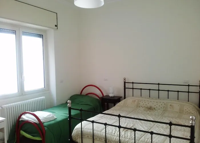 Domus Aurea Bed & Breakfast Naples