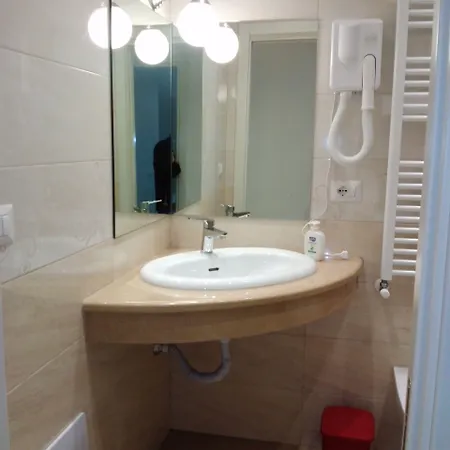 Domus Aurea 3* Napoli