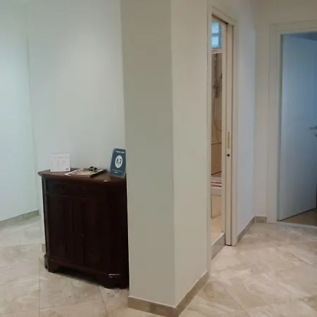 Oda ve Kahvaltı Domus Aurea