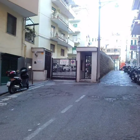 Oda ve Kahvaltı Domus Aurea